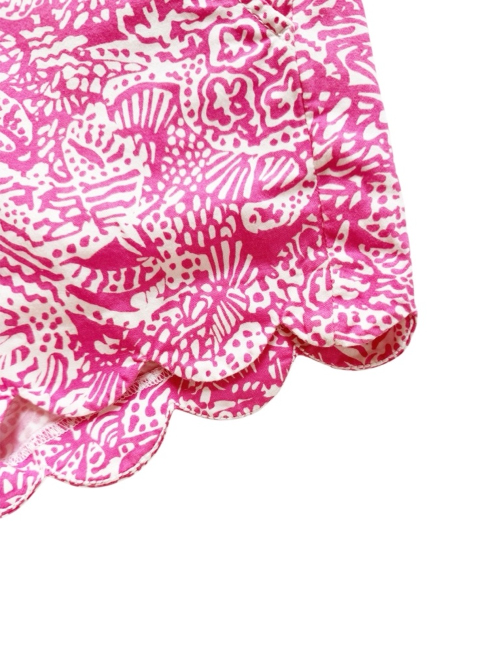 Lilly Pulitzer The Buttercup Shorts in Hotty Pink Get Crackin | 0 - Picture 4 of 9